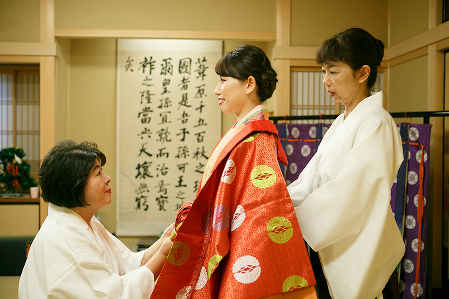 3：お化粧を整えます。